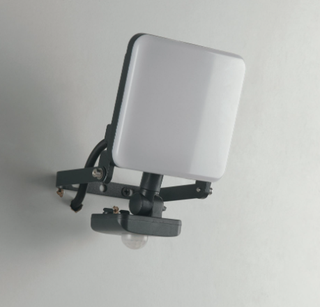 Proiettore per esterno IP65 led in alluminio nero con SENSORE DI MOVIMENTO e CREPUSCOLARE varie potenze PLUTONE Proiettore per esterno IP65 led in alluminio nero con SENSORE DI MOVIMENTO e CREPUSCOLARE varie potenze PLUTONE